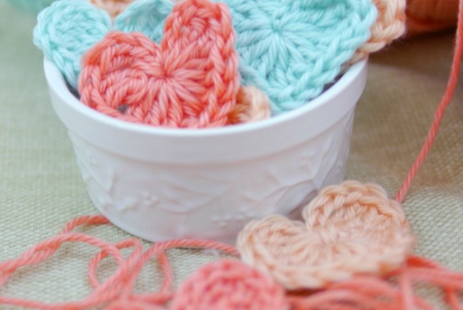 Crochet Heart Video - Free Crochet Pattern by EverythingEtsy.com