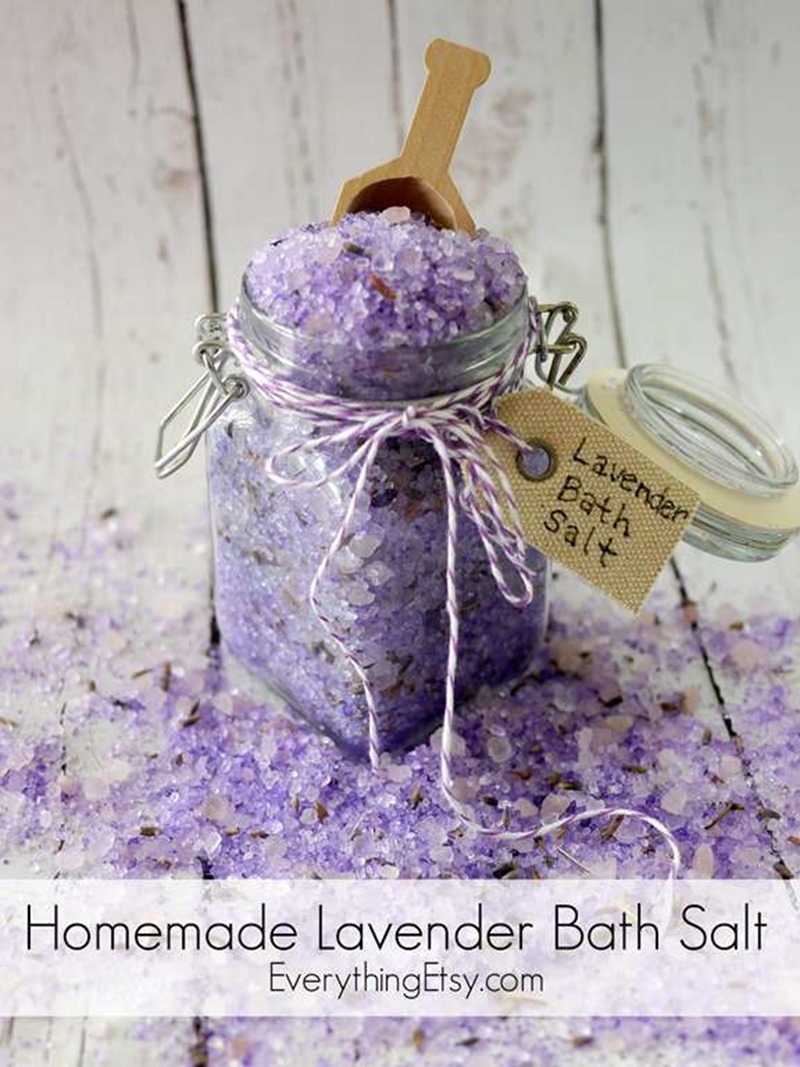Homemade-Lavender-Bath-Salt-Tutorial-on-EverythingEtsy.com__3