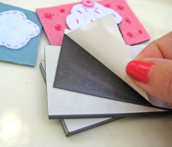 How to Make a Box Out of Cardstock - FeltMagnet