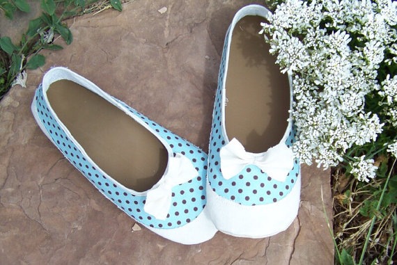 Featured Etsy Shop & Giveaway - Shoeology - EverythingEtsy.com