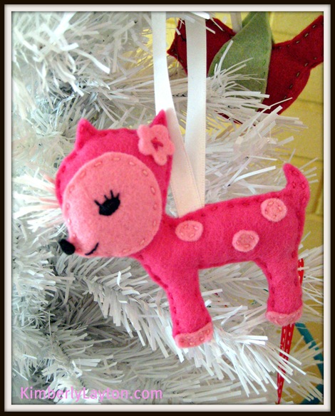 Dottie Deer Felt Ornament 1