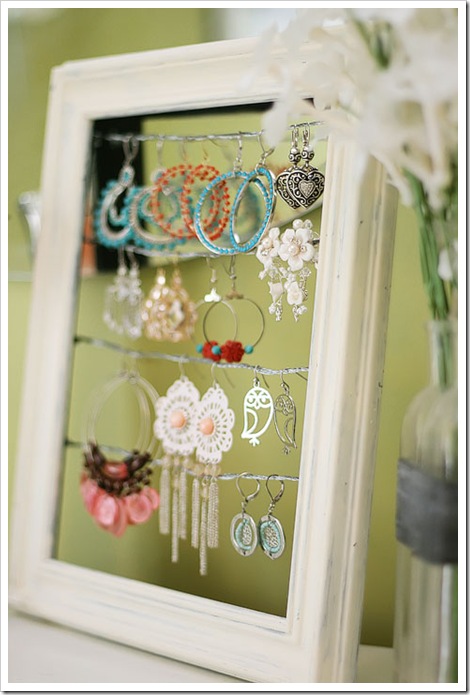 shabby-chic-altered-picture-frame-dangly-earring-jewelry-display-holder-3
