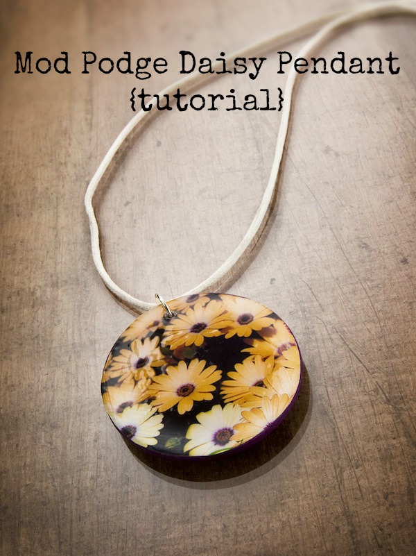 Mod Podge Daisy Pendant on EverythingEtsy.com