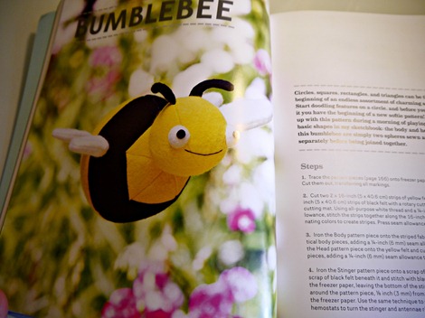 Bumblebee pattern 