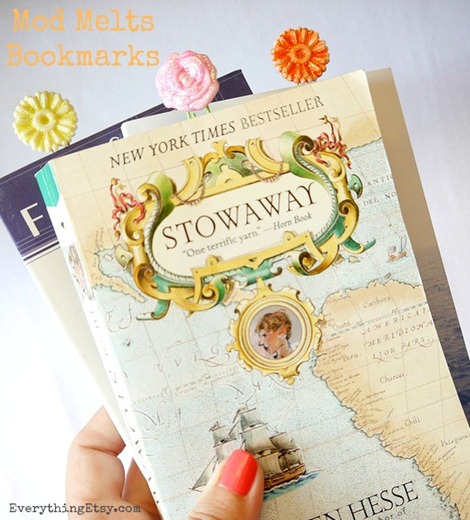 Mod Melts by Mod Podge - Create Bookmarks! 