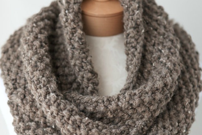 knit scarf slider