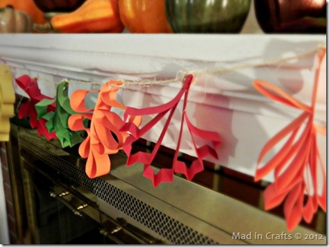 paper-leaves-garland-