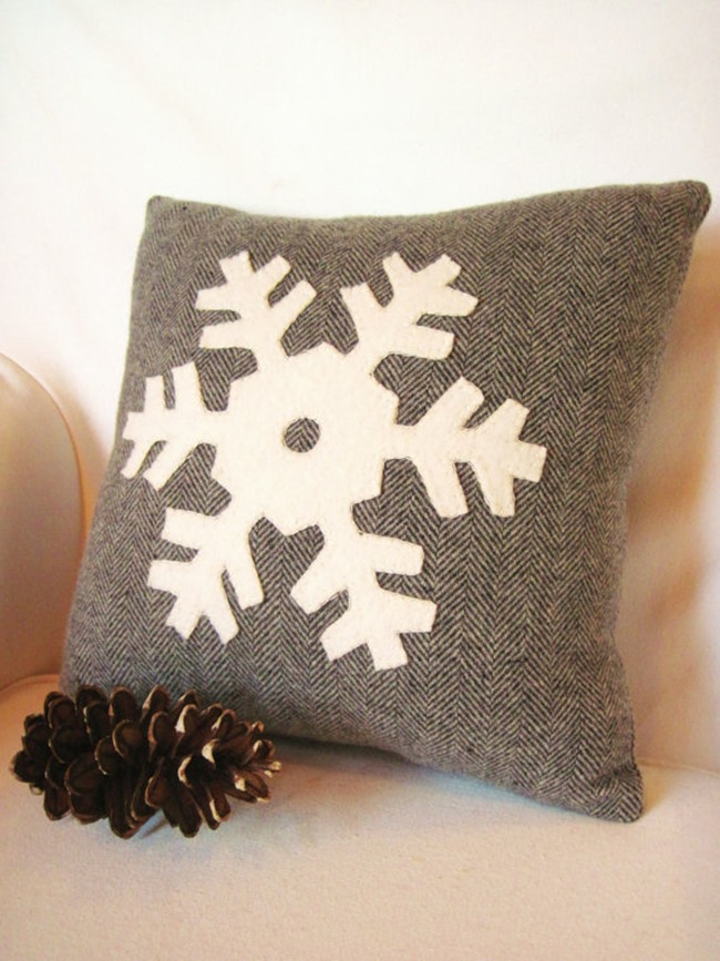 Everything Etsy Holiday Gift Guide - Snowflake Pillow