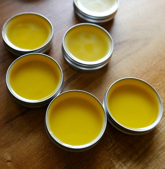 Homemade Lip Balm - Waiting to dry - EverythingEtsy