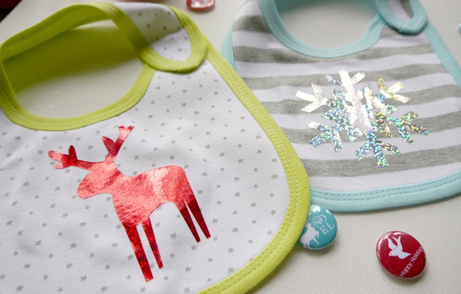 Holiday Baby Bibs  {DIY Gift} on EverythingEtsy.com