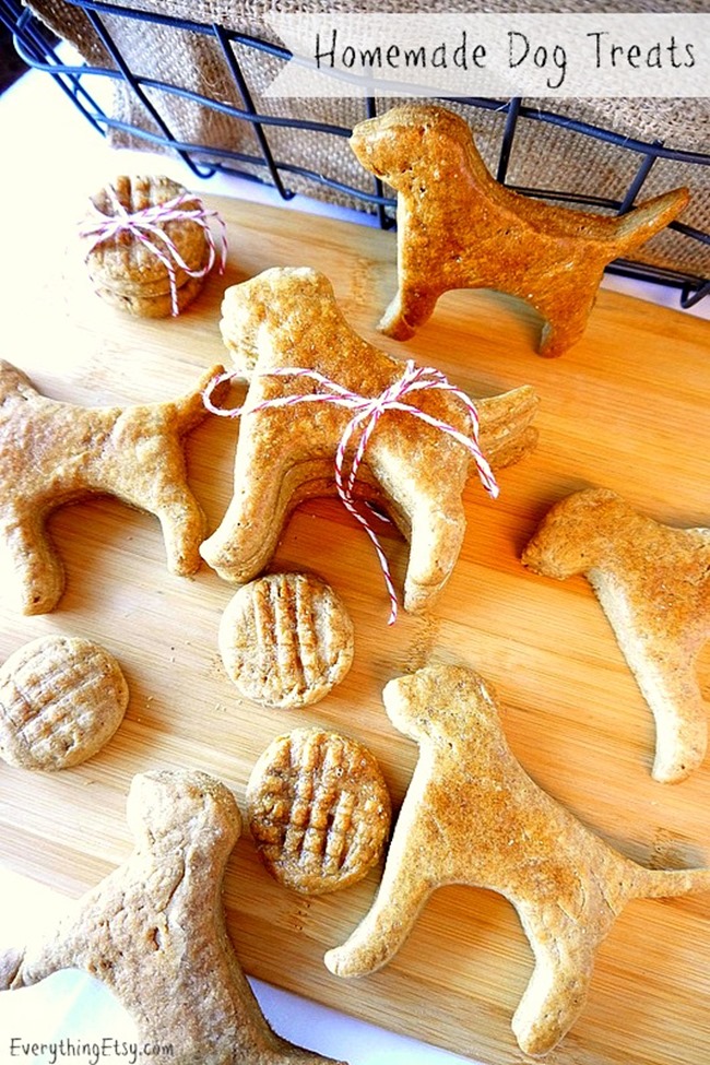 Homemade Dog Treats - Peanut Butter - EverythingEtsy.com