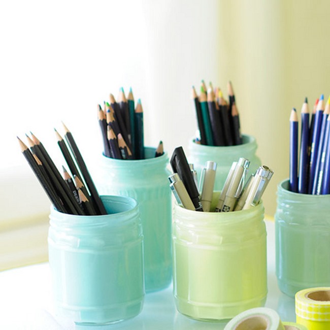 diy desk ideas - jars