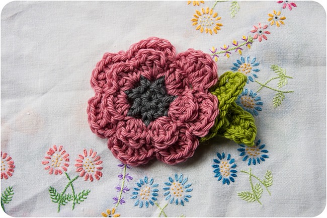 crochet flower pattern - beginner