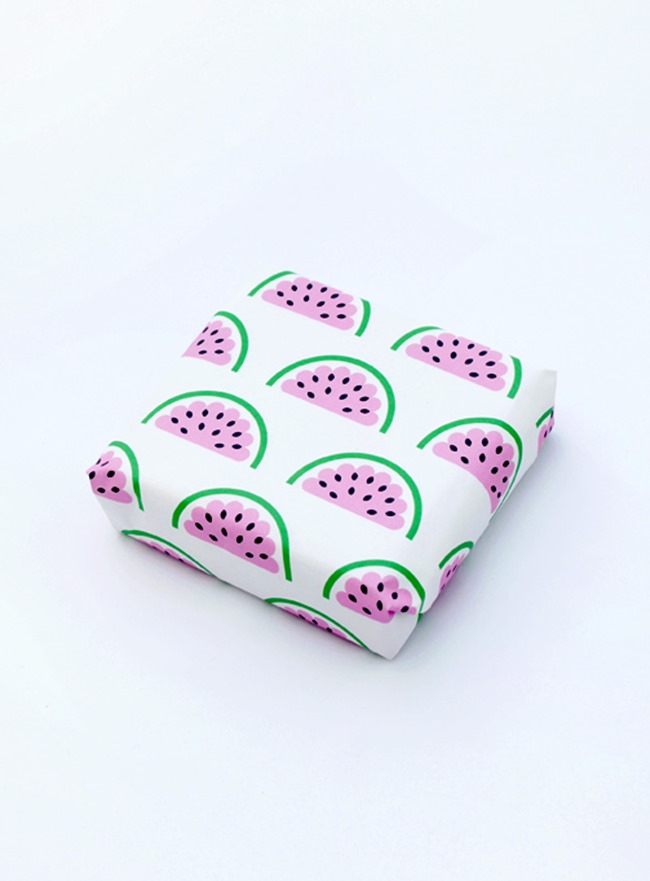 Free printable wrapping paper: 10 designs to download now