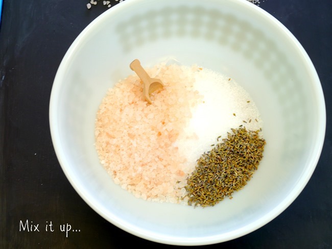 Homemade Lavender Bath Salt Tutorial - EverythingEtsy.com