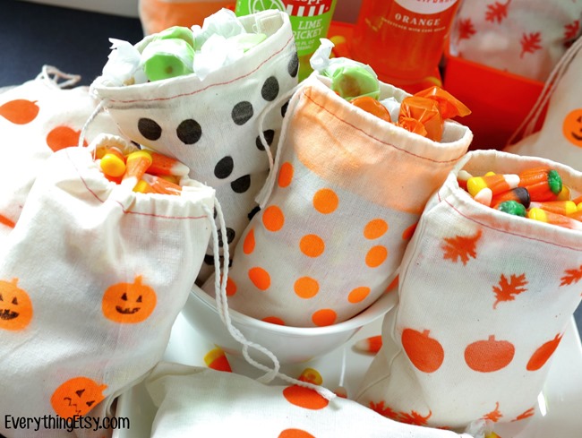 DIY Fall Treat Bags - Testors Airbrush - EverythingEtsy.com