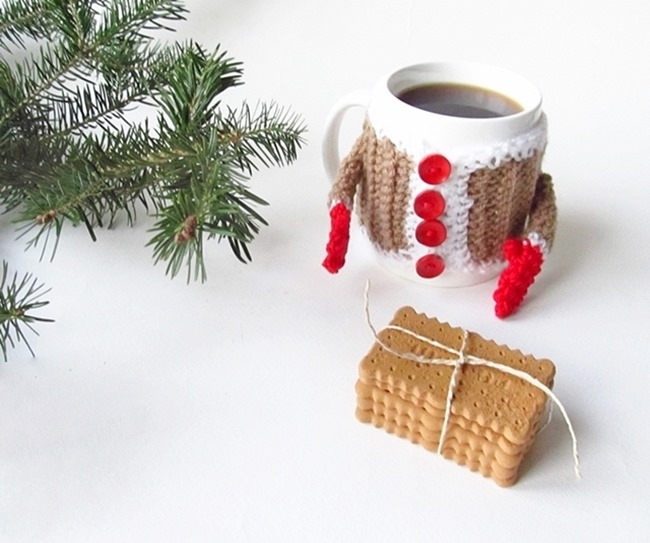 Christmas Crochet Patterns - Free Project Ideas! - Mug Santa