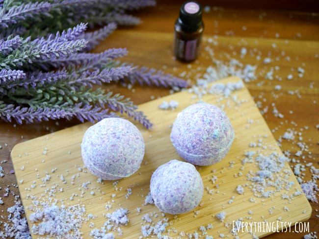 Aromatherapy Bath Bomb DIY on EverythingEtsy.com