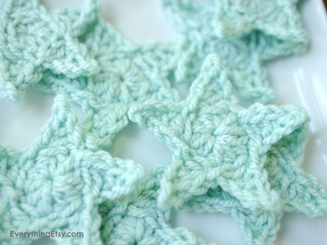 Crochet Star Pattern–Free - EverythingEtsy.com