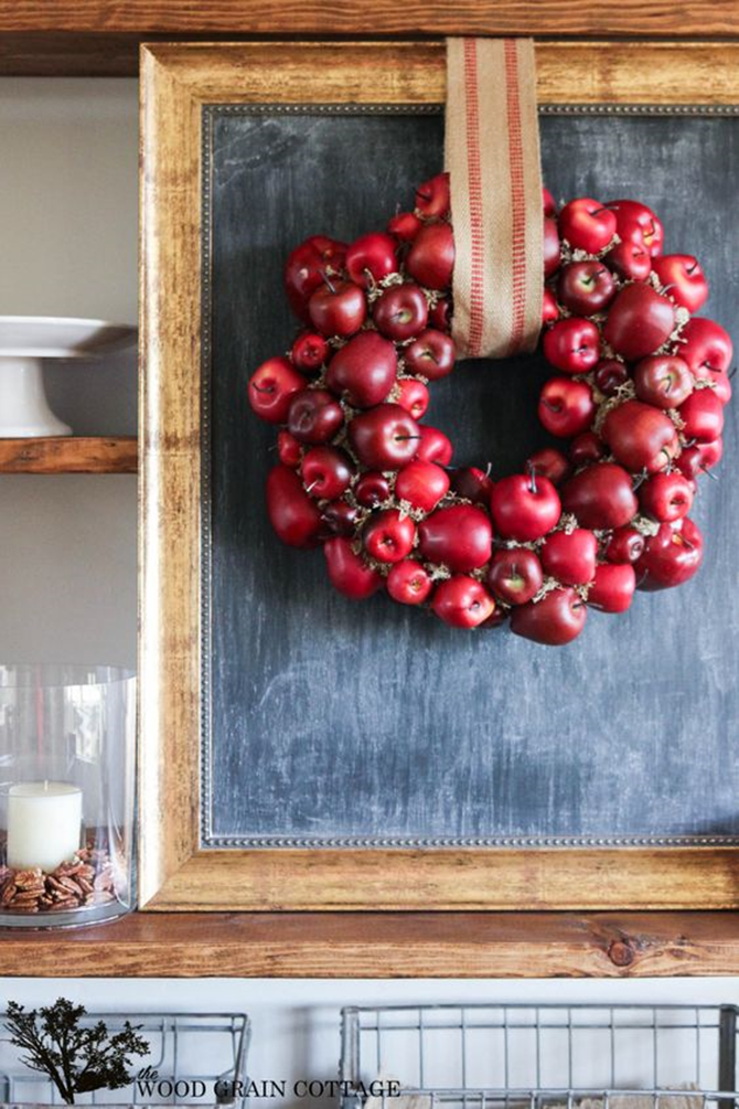 21 Fall Wreath Ideas - Apples - EverythingEtsy