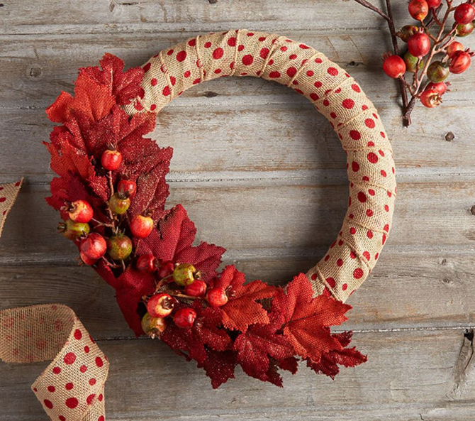 21 Fall Wreath Ideas - Polka Dots - EverythingEtsy