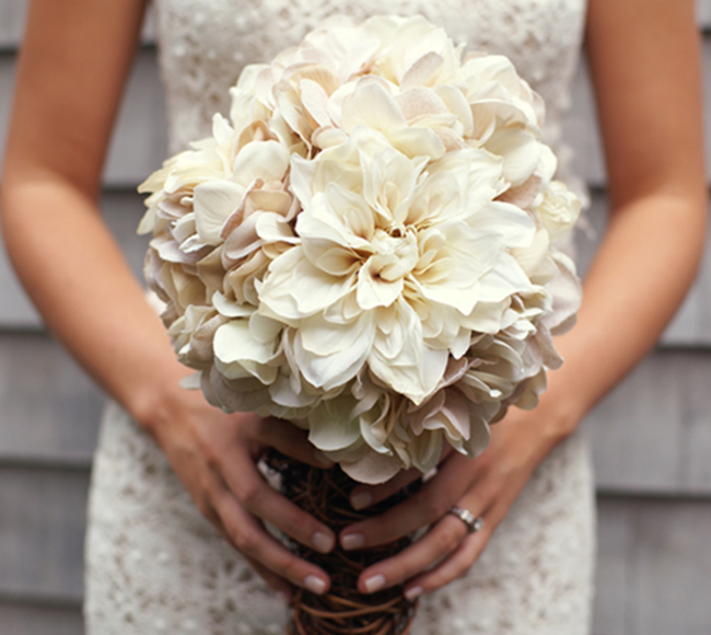 DIY Wedding Bouquets - White Flowers