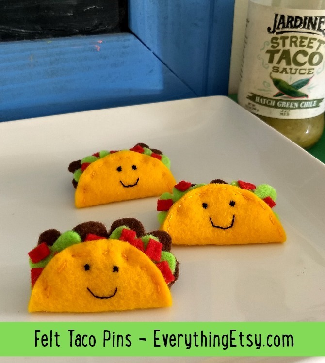 Felt Taco Pins Tutorial on EverythingEtsy.com