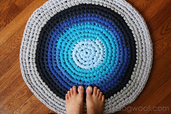 DIY Yarn Decor - Rug