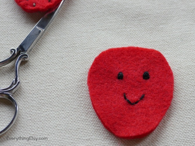 Felt Flair - In progress - EverythingEtsy.com