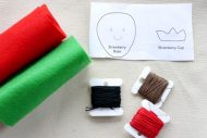 Felt Strawberry DIY Iron On Patch–Felt Flair for Your Jeans!