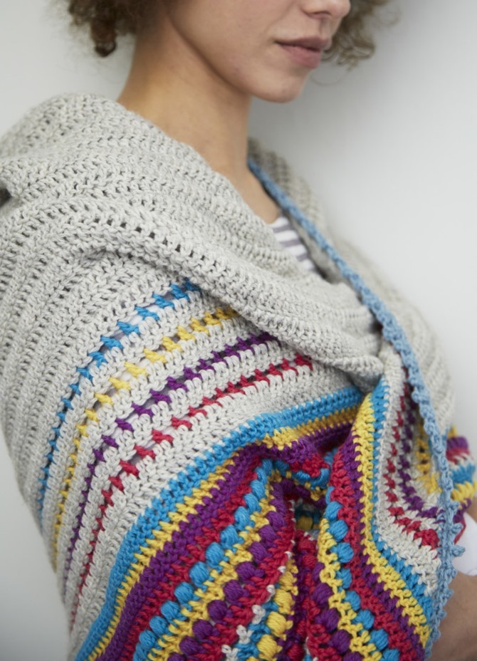 free crochet shawl pattern - modern stripes