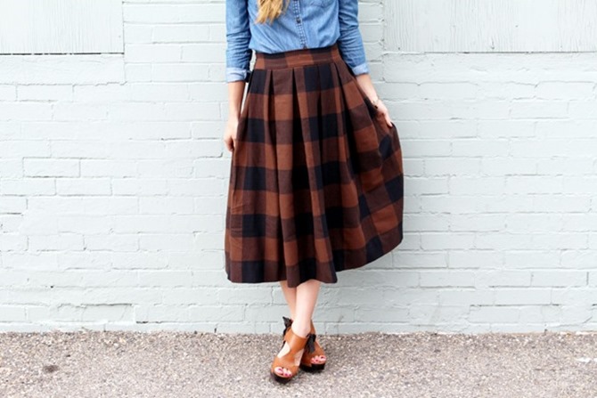 101 Fall Sewing TUtorials - EverythingEtsy.com - Buffalo Check Plaid Skirt