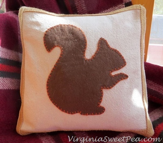 101 Fall Sewing Tutorials - EverythingEtsy.com - DIY Fall Squirrel Pillow