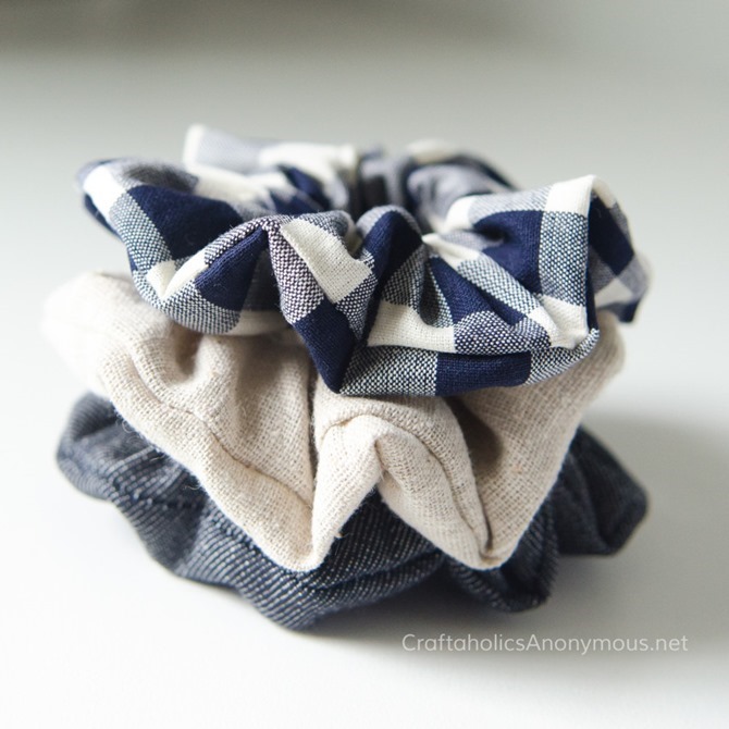 101 Fall Sewing Tutorials - EverythingEtsy.com - DIY Scrunchie