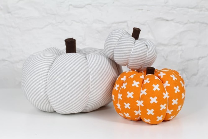 101 Fall Sewing Tutorials - EverythingEtsy.com - Easy Fabric Pumpkin Tutorial