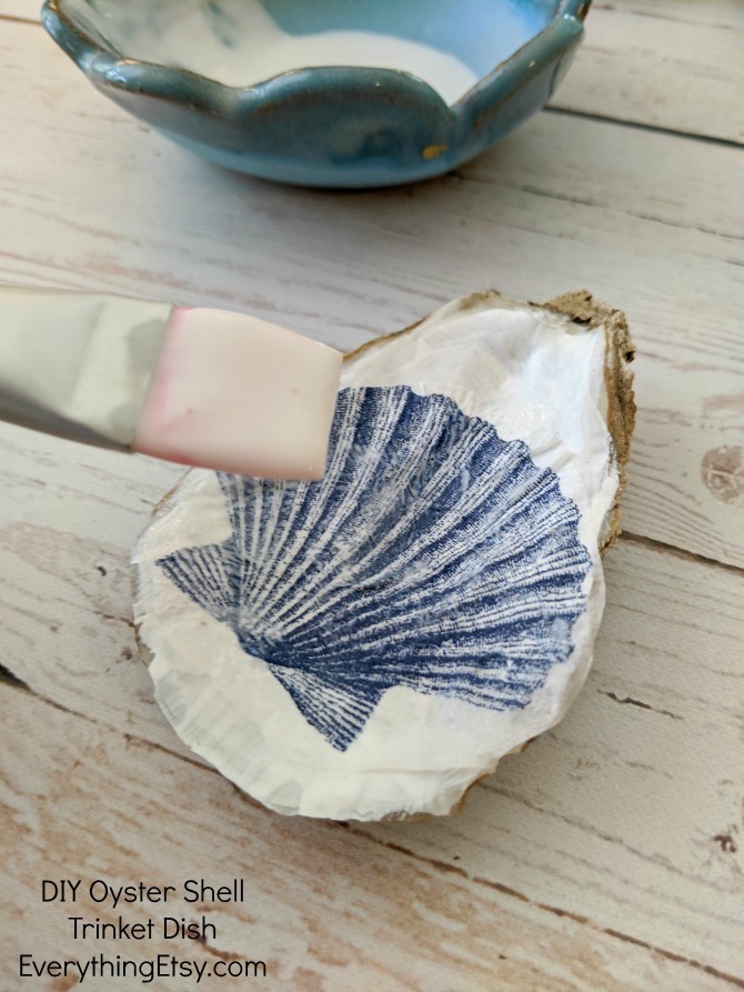 Oyster Shell Trinket Dish Tutorial - EverythingEtsy.com