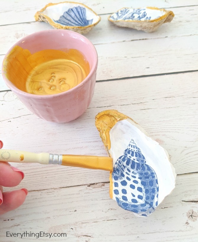 Oyster Shell Trinket Dish Tutorial on EverythingEtsy.com