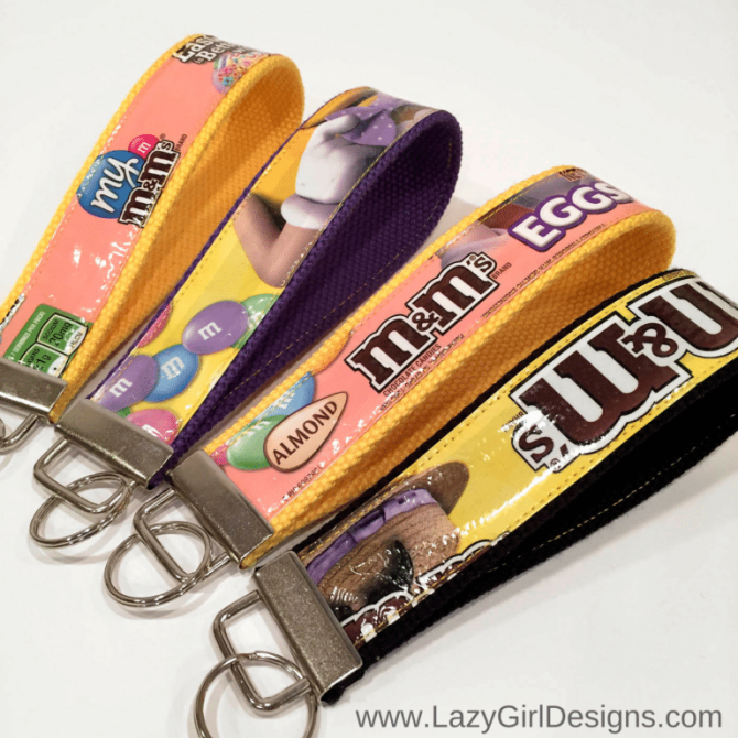 12 Easy Summer Sewing Projects - Candy Wrapper Key Fobs - Tutorials You'll Love on EverythingEtsy