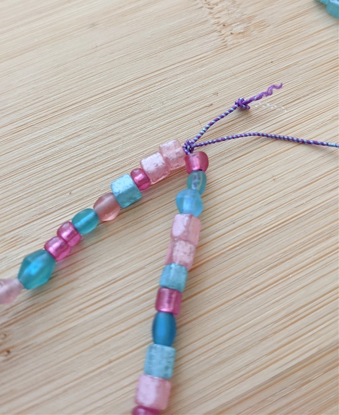 Beaded Bracelet Tutorial - EverythingEtsy.com