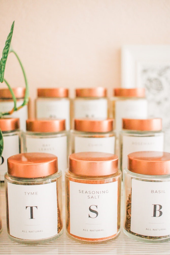 https://www.everythingetsy.com/wp-content/uploads/2021/09/10-Free-Printable-Labels-to-Organize-Your-Home-Everything-Etsy-Spice-Labels.jpg