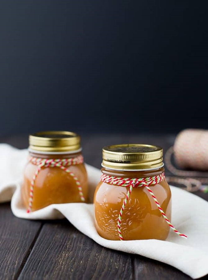 Boozy Handmade Gifts - Bourbon Caramel Sauce Recipe