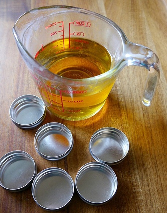 DIY Lip Balm &amp; Free Printable Label–Handmade Gift Goodness ...