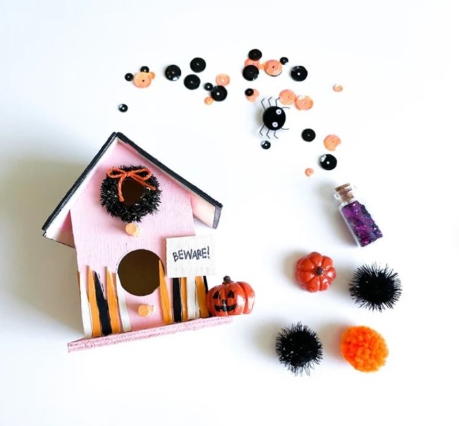 DIY Mini Hauted Halloween House